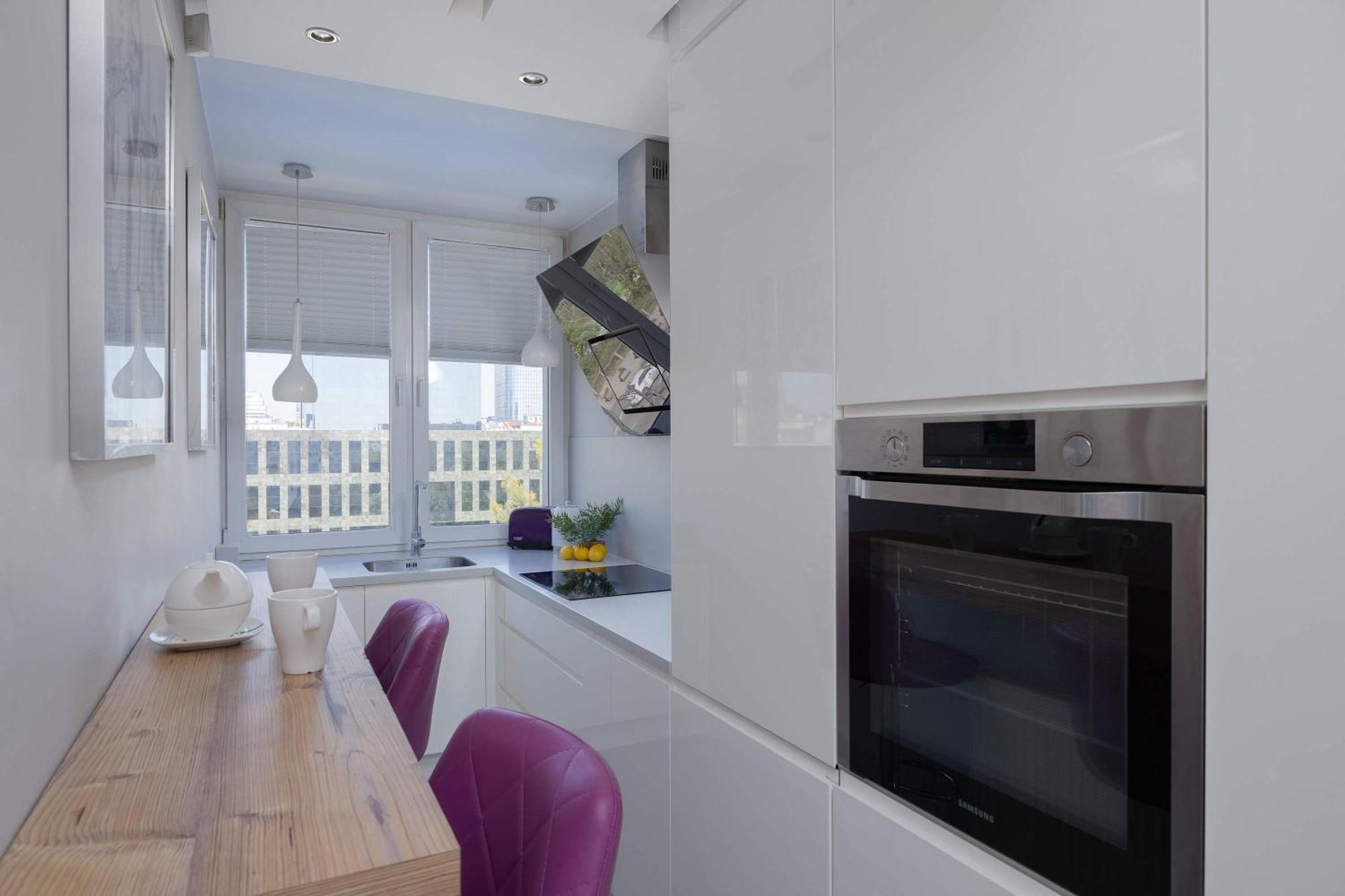 Stylish In Downtown By Renters Warszawa
