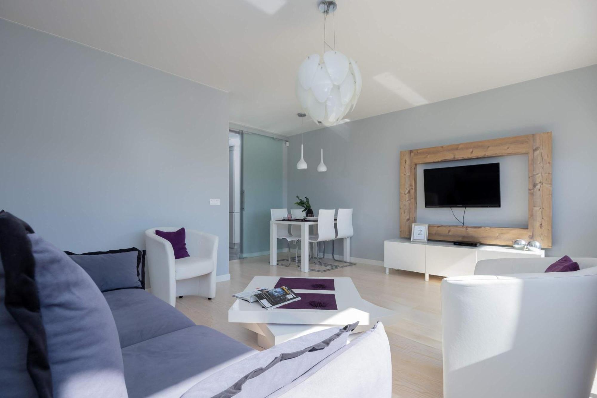Stylish In Downtown By Renters * Warszawa